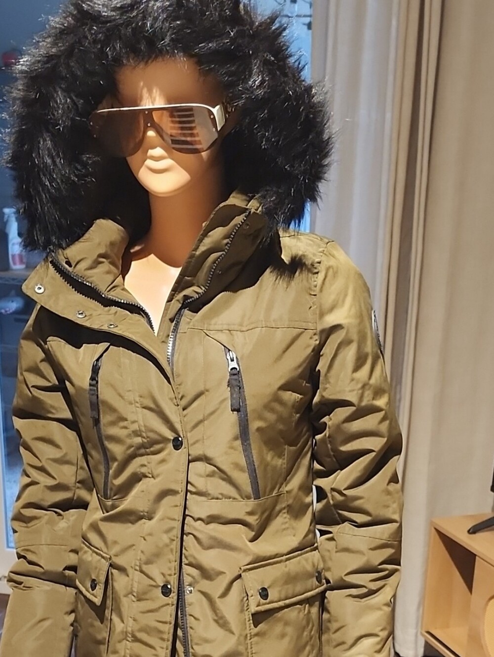 Insulated Hooded Puffer Coat with Faux-Fur Trim in Olive Green